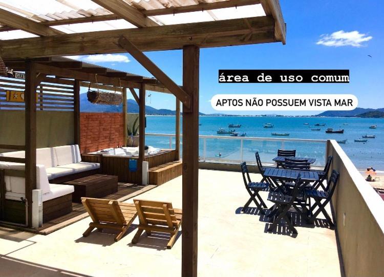 Villa Das Flores - Aptos 2 E 9 بينيرا المظهر الخارجي الصورة