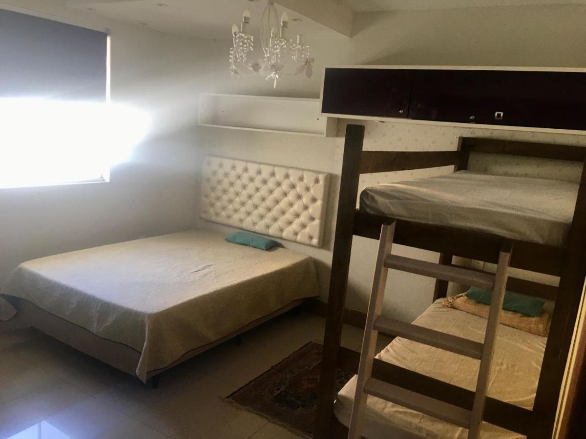 Villa Das Flores - Aptos 2 E 9 بينيرا المظهر الخارجي الصورة