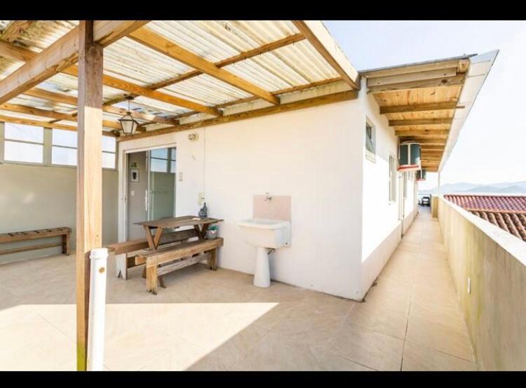 Villa Das Flores - Aptos 2 E 9 بينيرا المظهر الخارجي الصورة